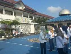 Kepala Rutan Kelas I Surakarta Lepas Dua Pegawai Purna Tugas