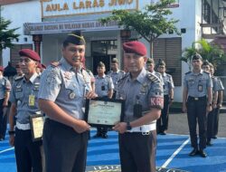 Wujud Apresiasi Pimpinan, Dua Pegawai Rutan Surakarta Peroleh Reward Sebagai Ruska Swadharma