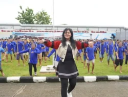 Warga Binaan Lapas Kelas IIA Purwokerto Melaksanakan Senam Bersama untuk Tingkatkan Imun
