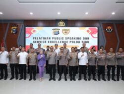 Tingkatkan Kompetensi Personel, Polda Riau Gelar Pelatihan Public Speaking dan Service Excellence