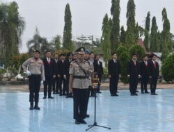 Polres Kampar Gelar Upacara Ziarah dan Tabur Bunga Dalam Rangka Hari Bhayangkara Ke-79