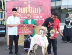 Polres Metro Tangerang Kota Salurkan 74 Hewan Kurban Idul Adha 1446H