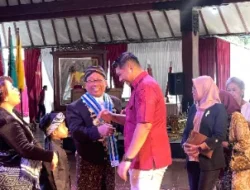 Kepala Rutan Surakarta Saksikan Prosesi Pengukuhan Rektor ISI Surakarta Sebagai Guru Besar Kajian Budaya Bali