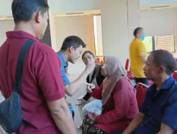 Hari Bhayangkara ke-79, Ratusan Calon Pasien Lolos Screening Operasi Katarak Gratis di Kota Tangerang