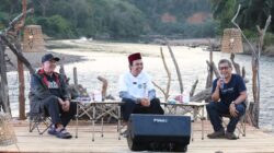 Dialog Lingkungan Hidup UAS dan Rocky Gerung di Tanjung Belit