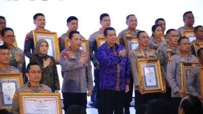 Menteri Rini Sampaikan Apresiasi Divisi Humas Polri Atas Penghargaan Zona Integritas