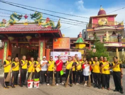 Polres Metro Tangerang Kota Gelar Bakti Religi di Vihara Tjong Tek Bio Sambut Hari Bhayangkara ke-79