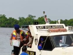 Polres Siak Gelar Bakti Kesehatan Dan Pembagian Sembako Untuk Masyarakat Pesisir