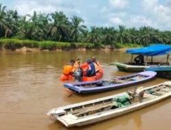 Mandi di Sungai Cenaku, Remaja 13 Tahun di Inhu Hilang Tenggelam