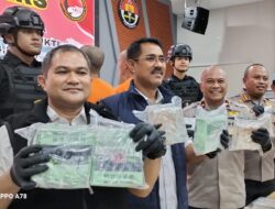 Kado Hari Bhayangkara, Subdit 3 Ditresnarkoba Polda Riau Tangkap 2 Kurir Narkotika Internasional
