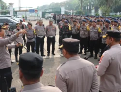 Polisi Siagakan 1.489 Personel, Amankan Aksi BEM SI di Silang Selatan Monas