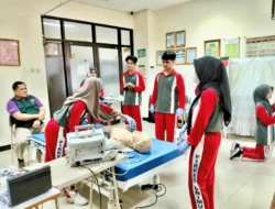 Prodi D3 Keperawatan Unimus Semarang Gelar Pelatihan BTCLS untuk Mahasiswa Keperawatan Tahun 2025