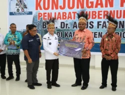 Pj Gubernur Papua Agus Fatoni Ajak Masyarakat Supiori Jaga Iklim Kondusif dan Sukseskan PSU 6 Agustus