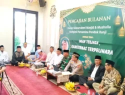 Kapolsek Ciputat Timur Hadiri Pengajian Bulanan Forum Silaturahmi Masjid dan Musholla An-Nur