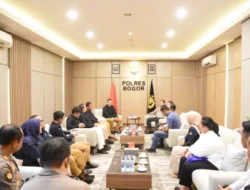 Kapolres Bogor Laksanakan Audiensi Dengan Ketua KPU Kabupaten Bogor Bahas Sinergi Hadapi Perubahan Sistem Pemilu