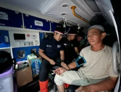 Polres Bogor Salurkan Bantuan dan Layanan Kesehatan bagi Korban Banjir di Ranca Bungur