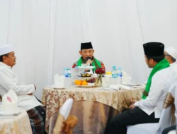 Kapolri Temui Gus Ubed di Ponpes Langitan Jatim, Jaga Silaturahmi dengan Ulama