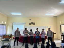 Satbinmas Polres Metro Bekasi Gelar Police Goes to School di SMA Negeri 1 Cikarang Timur