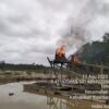 Hari Ke-12 Operasi Peti Kuantan 2025, Polda Riau dan Polres Kuantan Singingi Musnahkan 7 Rakit Peti