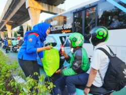 Buruh KSPSI dan Polri Adakan Bakti Sosial, Ratusan Paket Sembako Dibagikan kepada Warga