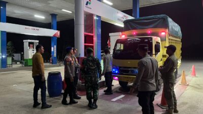 Jaga Kamtibmas, Polres Pelalawan Gelar Patroli Gabungan dan Sambang Poskamling