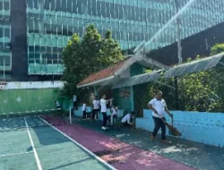 Wujudkan Lingkungan Nyaman, Pegawai Rutan Surakarta Gelar Aksi Bersih-Bersih Asrama