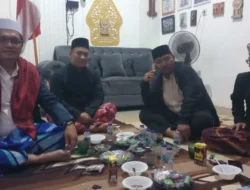 Lurah Bedahan Hadiri Jamaah Rutinan Majlis Taklim Nur Al Kasysyaf