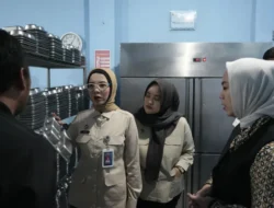 BGN dan Komisi IX Evaluasi SPPG Jambudipa 1