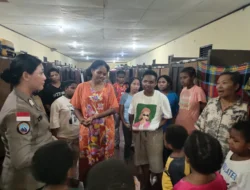 Satgas Damai Cartenz Salurkan Bantuan kepada Anak Panti Asuhan Terdampak Kebakaran