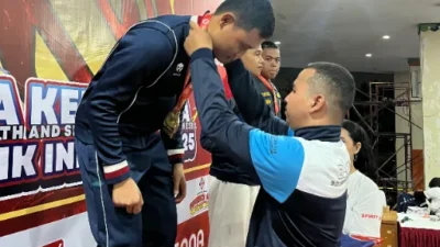 Personel Brimob Polda Metro Jaya Raih Emas dan Perak di Kejuaraan Karate Internasional SENKAIDO Cup Piala Kemenpora 2025