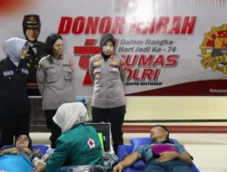 Sambut HUT Humas Polri Ke-74, Polres Pelabuhan Makassar Tebar Kepedulian Lewat Aksi Donor Darah