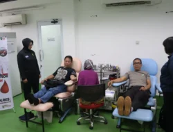 Setetes Darah untuk Kemanusiaan, Humas Polres Metro Tangerang Kota Donorkan Darah di PMI Tangerang