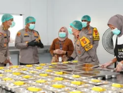 Orang Tua Senang Anaknya Dapat MBG dari SPPG Polda Metro: Menu Variatif