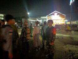 Patroli TNI-Polri dan Komponen Masyarakat Jaga Kondusivitas Wilayah Cibarusah