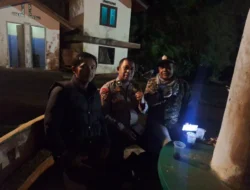 Bhabinkamtibmas Polsek Cisarua Polres Bogor Kontrol Pos Kamling dan Sampaikan Pesan Kamtibmas