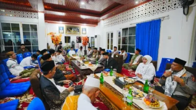 Kapolri Tekankan Jaga Persatuan-Kesatuan saat Silaturahmi ke Ponpes An-Nur Malang