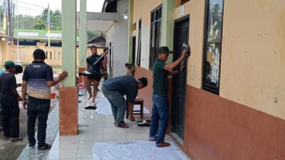 Warga Gembira, PAUD KB Cempaka 1 Direnovasi Satgas TMMD ke-126