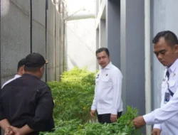 Tingkatkan Pengawasan, Kalapas Purwokerto Lakukan Kontrol Keliling Pastikan Kondisi Aman dan Terkendali