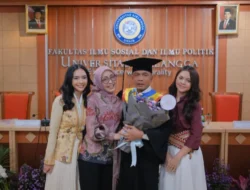 Kapolda Jabar Raih Gelar Doktor Lewat Disertasi “Cerita dari Mesuji”, Paparkan Kondisi Polisi di Tengah Konflik