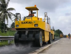 Bikin Aman dan Nyaman Pengguna Jalan, Tol Bakter Lakukan Pemeliharaan Jelang Nataru 2026