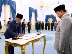 Panglima TNI Hadiri Pelantikan Komisi Percepatan Reformasi Kepolisian di Istana Merdeka