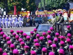 Panglima TNI Dikukuhkan Sebagai Warga Kehormatan Pasukan Pendarat Korps Marinir