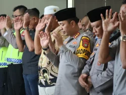 Jajaran Polres Metro Tangerang Kota Lakukan Sholat Gaib Doakan Warga Aceh, Sumatera Utara dan Sumatera Barat Yang Terkena Musibah