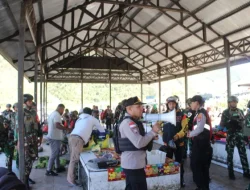 TNI-Polri Patroli Gabungan, Guna Wujudkan Kab. Puncak Jaya Aman, Tentram dan Damai Dalam Perayaan Natal 2025