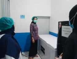 Ompreng Steril Jadi Kunci Keamanan Pangan SPPG Wongkaditi Barat