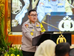 Berantas Kejahatan Transnasional, Polri Tangkap dan Serahkan 14 Buron Interpol Red Notice