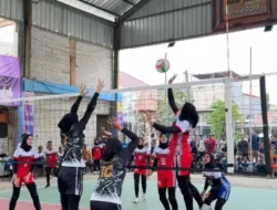 Kecamatan Kelapa Dua Raih Juara Pertama Turnamen Bola Voli Sektor Putra Dalam Bupati Cup 2025