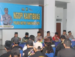 Kapolres Metro Tangerang Kota Gelar “Ngopi Kamtibmas” Bersama Warga Neglasari Dalam Program Jaga Jakarta+