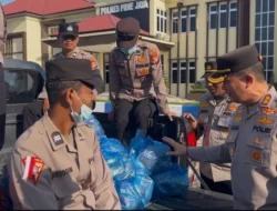 Kapolres Pidie Jaya Distribusikan Bantuan Kemanusiaan Untuk Warga Korban Banjir