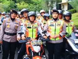 Polda Sumbar Lepas Ratusan Paket Bantuan untuk Lima Titik Bencana di Kota Padang